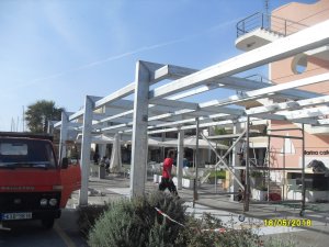 ΠΕΡΓΚΟΛΑ ΣΕ ΚΑΦΕΤΕΡΙΑ ΣΤΗΝ ΜΑΡΙΝΑ ΤΗΣ ΚΩ 110m2