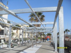 ΠΕΡΓΚΟΛΑ ΣΕ ΚΑΦΕΤΕΡΙΑ ΣΤΗΝ ΜΑΡΙΝΑ ΤΗΣ ΚΩ 110m2