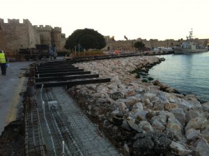 ΠΕΖΟΔΡΟΜΟΣ 400μ ΣΤΟ ΛΙΜΑΝΙ ΤΗΣ ΡΟΔΟΥ