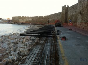 ΠΕΖΟΔΡΟΜΟΣ 400μ ΣΤΟ ΛΙΜΑΝΙ ΤΗΣ ΡΟΔΟΥ