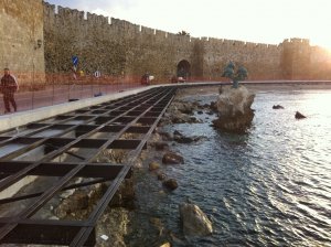 ΠΕΖΟΔΡΟΜΟΣ 400μ ΣΤΟ ΛΙΜΑΝΙ ΤΗΣ ΡΟΔΟΥ