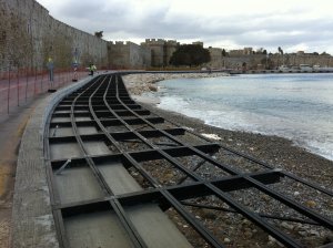 ΠΕΖΟΔΡΟΜΟΣ 400μ ΣΤΟ ΛΙΜΑΝΙ ΤΗΣ ΡΟΔΟΥ