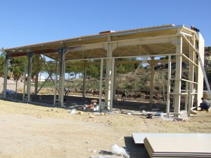ΧΩΡΟΣ ΣΤΑΘΜΕΥΣΗΣ ΟΧΗΜΑΤΩΝ ΣΕ ΣΤΡΑΤΟΠΕΔΟ ΣΤΗ ΜΕΣΣΑΡΙΑ ΤΗΣ ΚΩ