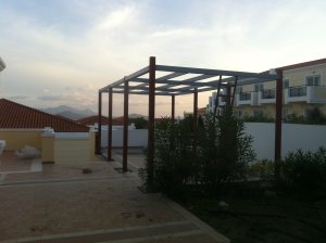 ΕΠΕΚΤΑΣΗ ΔΩΜΑΤΙΩΝ ΚΑΙ ΚΟΙΝΟΧΡΗΣΤΩΝ ΧΩΡΩΝ ΣΤΟ ΞΕΝΟΔΟΧΕΙΟ BLUE OCEANIC